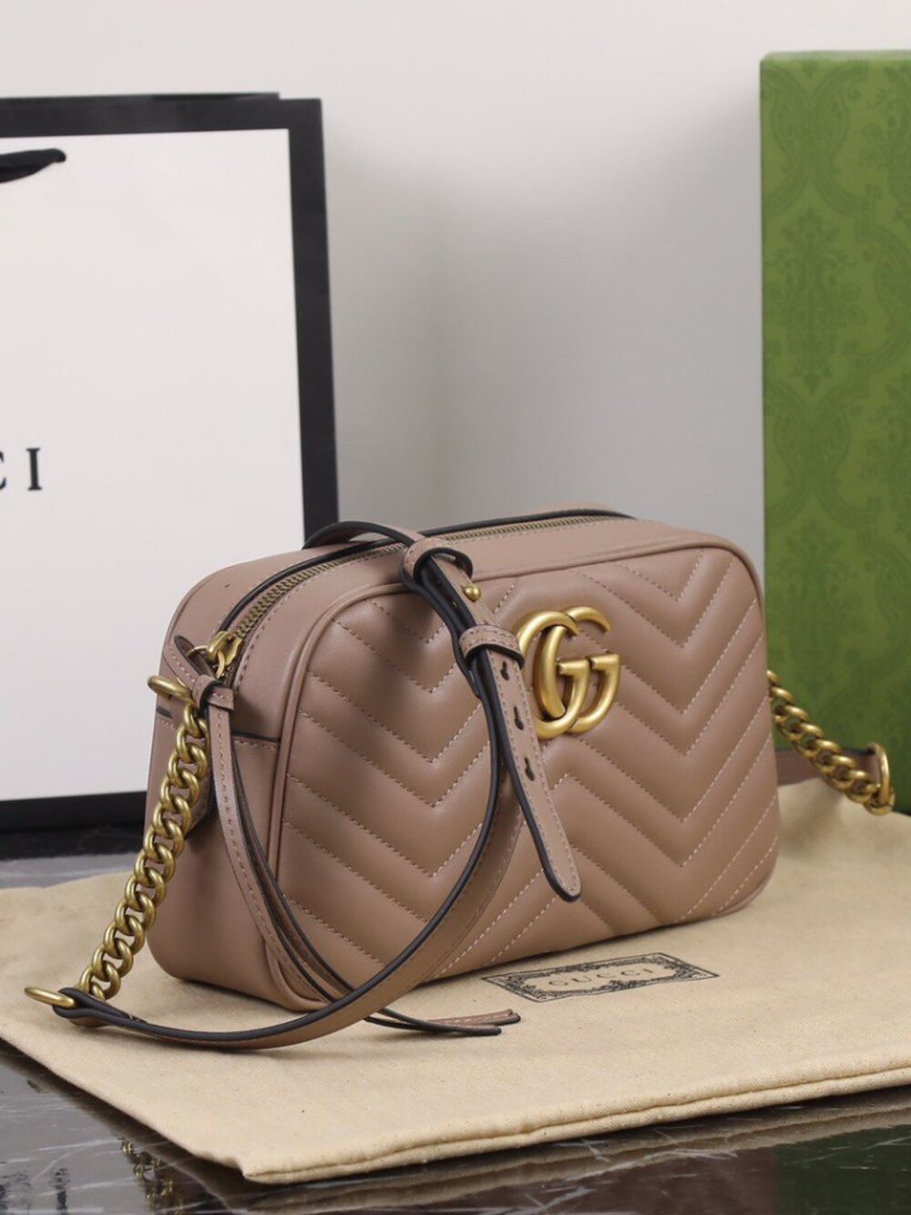 GUCCI Marmont Matelasse Shoulder Bag Dusty Pink - Picture 2 of 8